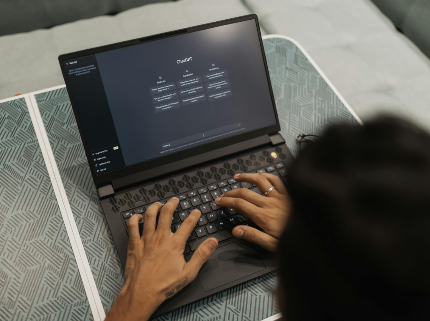 A woman uses AI