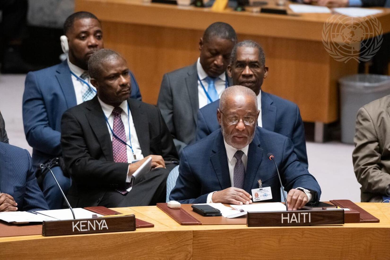 Jean Victor Geneus, Minister for Foreign Affairs of Haiti, addresses the Security Council meeting on the question concerning Haiti.