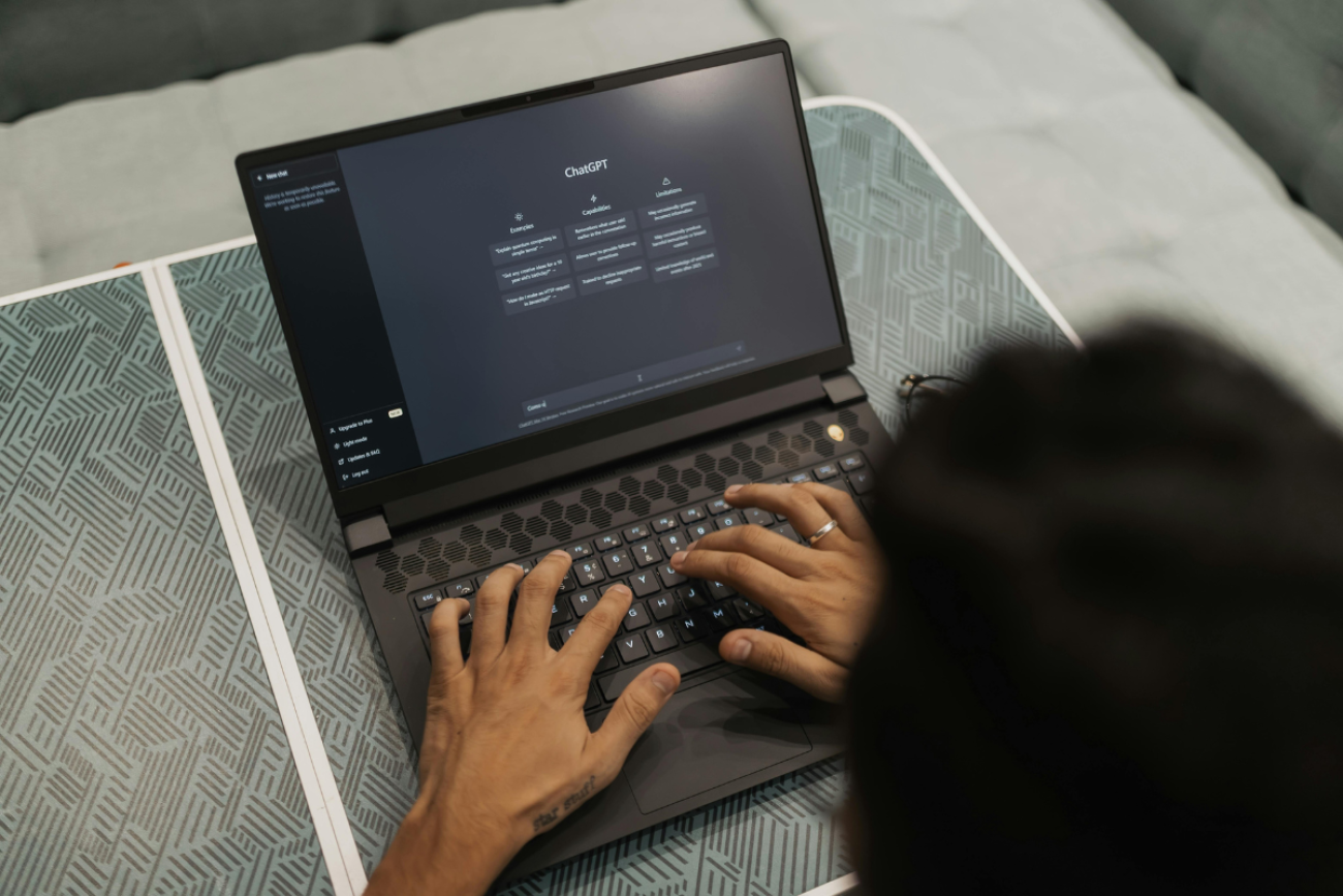 A woman uses AI